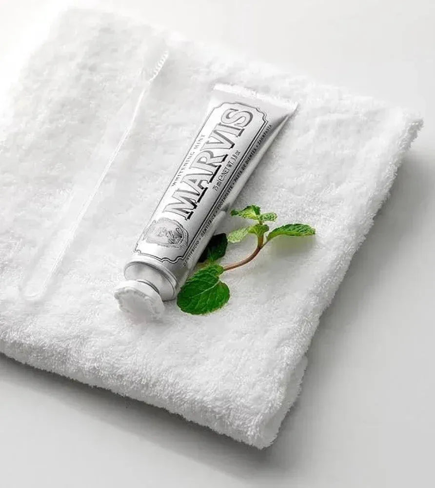 Marvis Whitening Mint Freshen Breath and Remove Smoke Stains Toothpaste